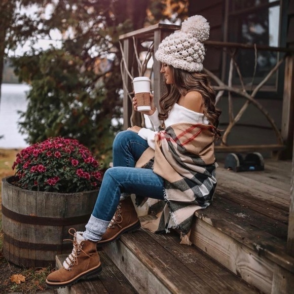 Faux Fur Trim Combat boots - Picture 3 of 6